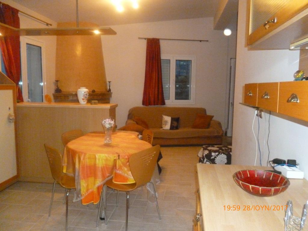 Villa Perigiali Seaside à Vromopousi Extérieur photo